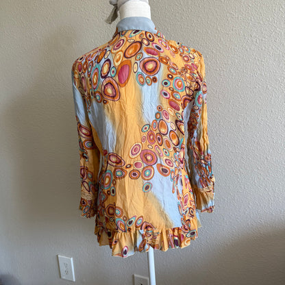 90s patterned sleeved top