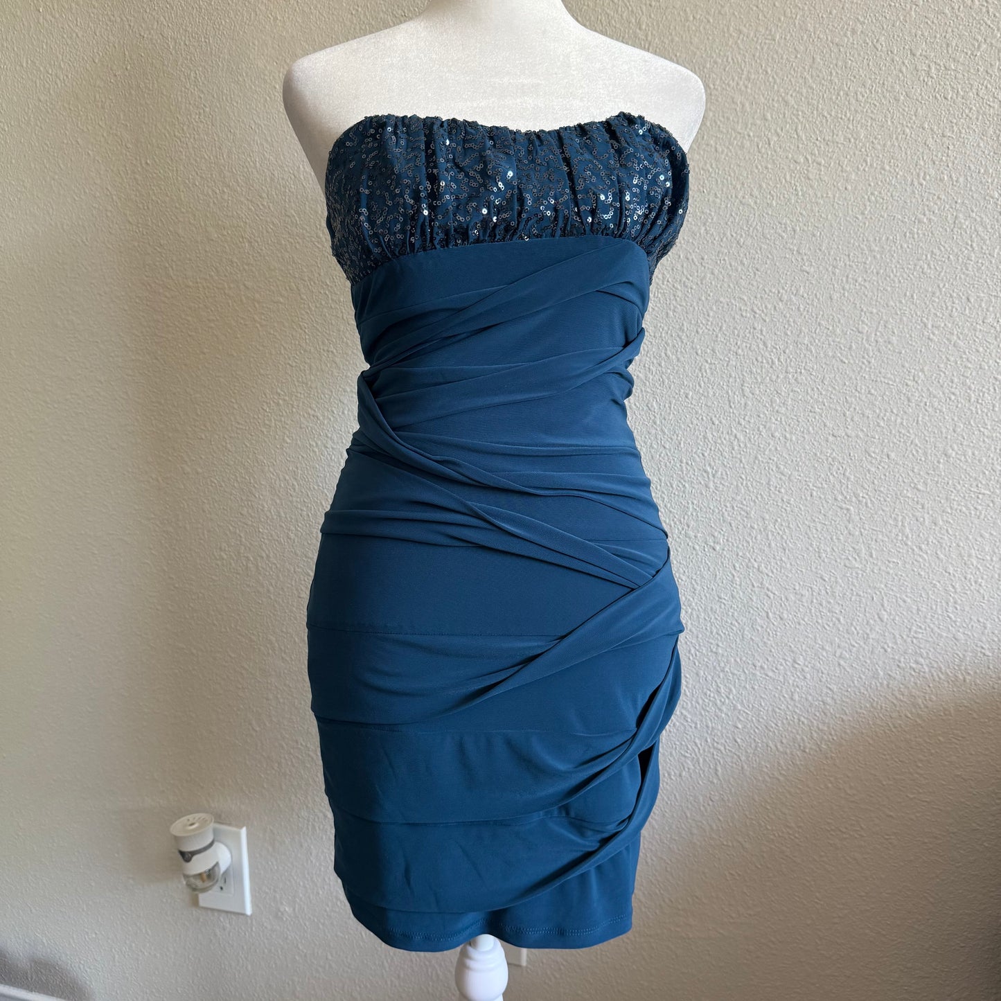 B Darlin bandage dress