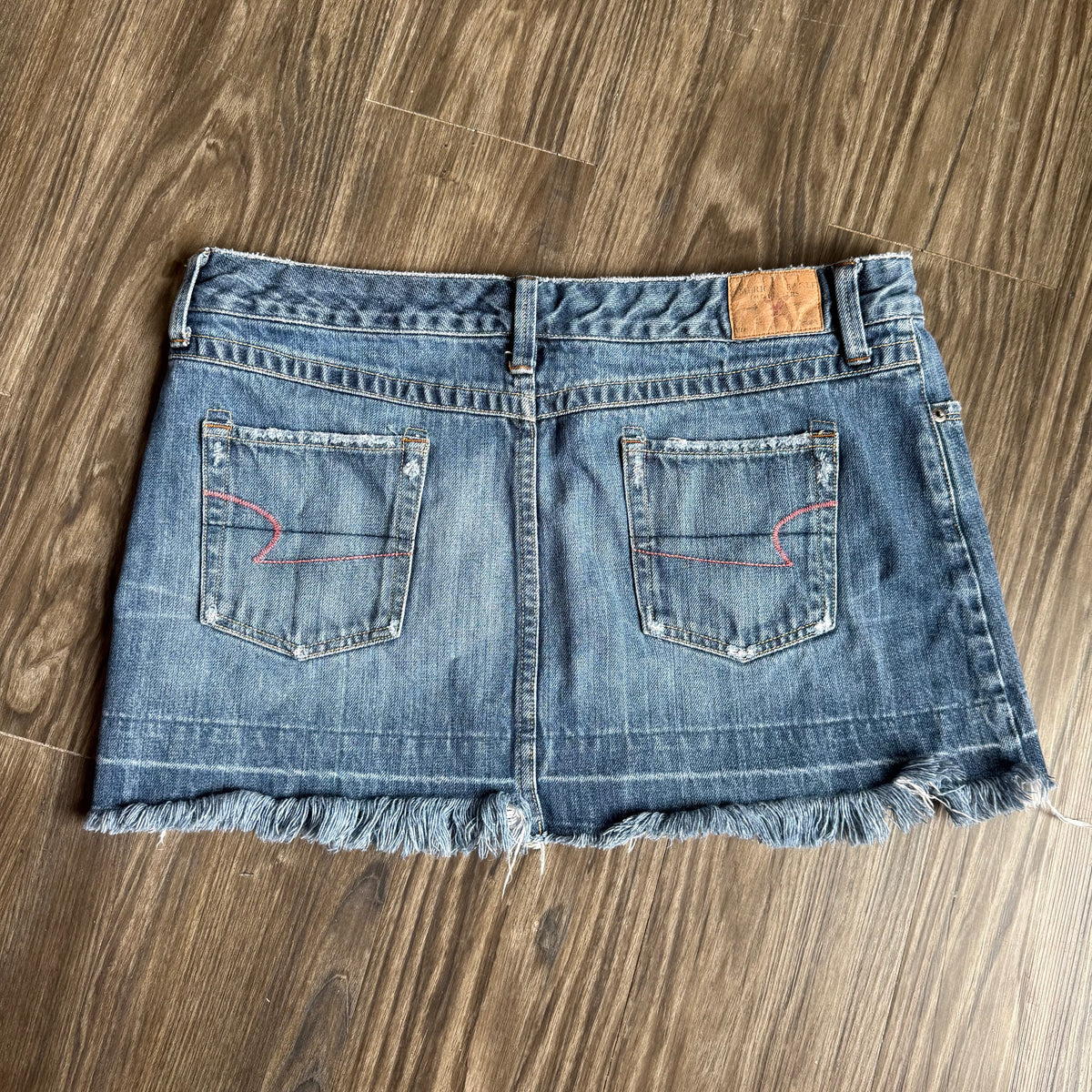 American Eagle mini skirt