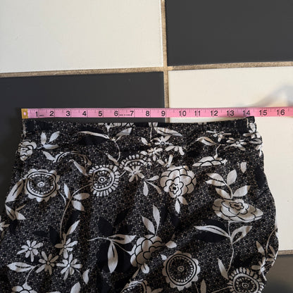 White flower print boho midi skirt