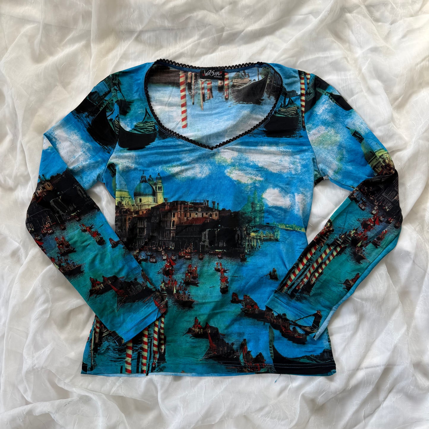 y2k euro style long sleeve top
