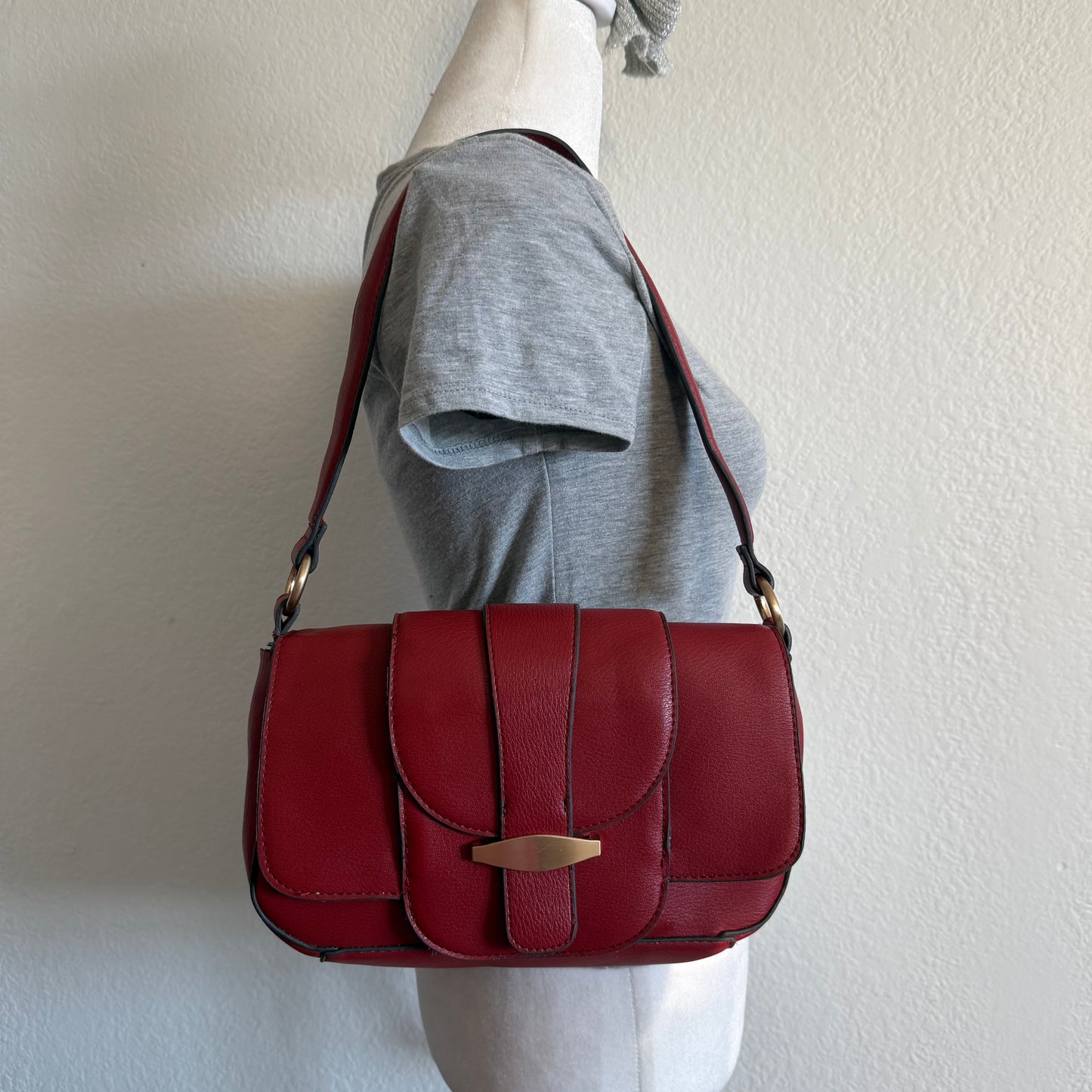 Red shoulder bag