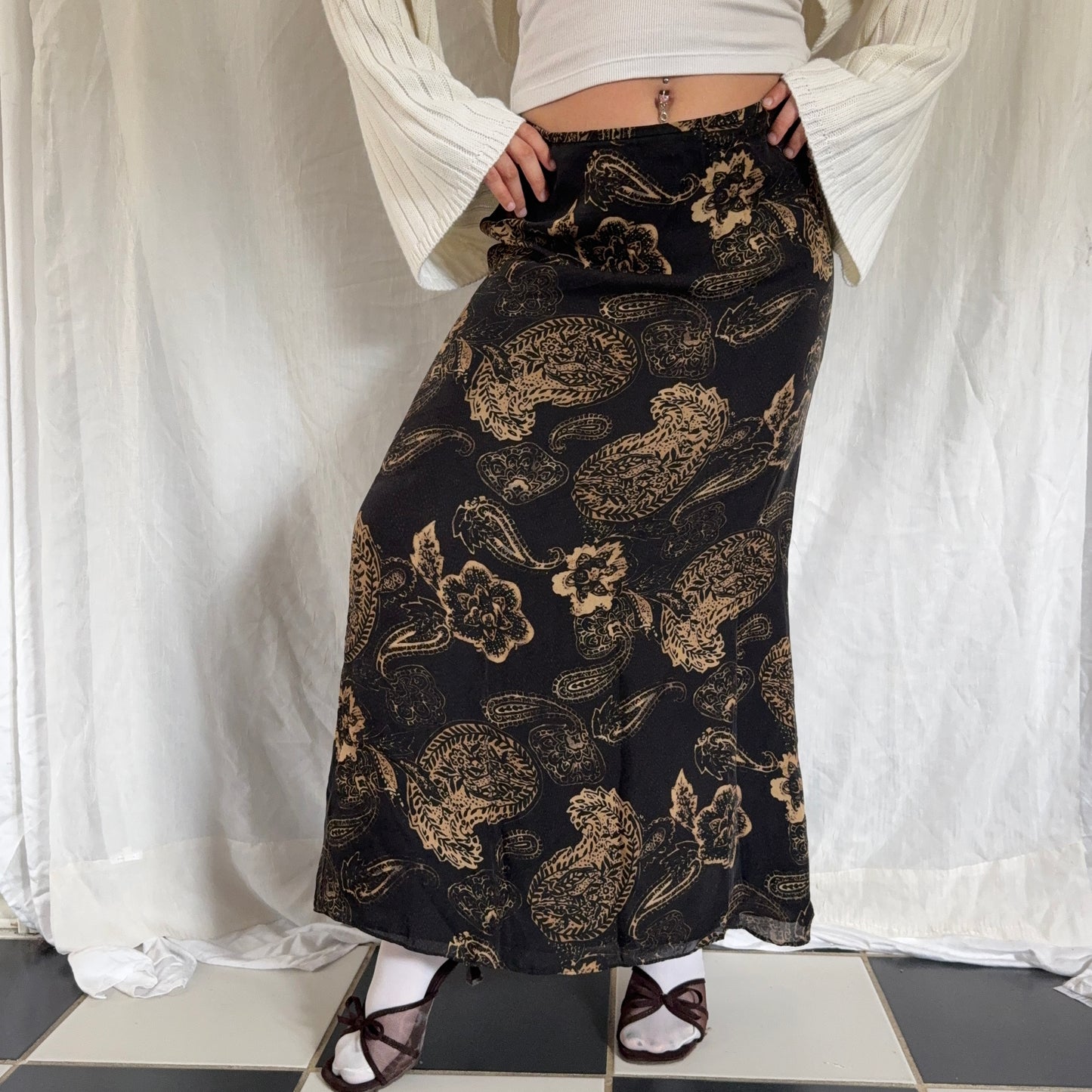 Black paisley flower maxi skirt