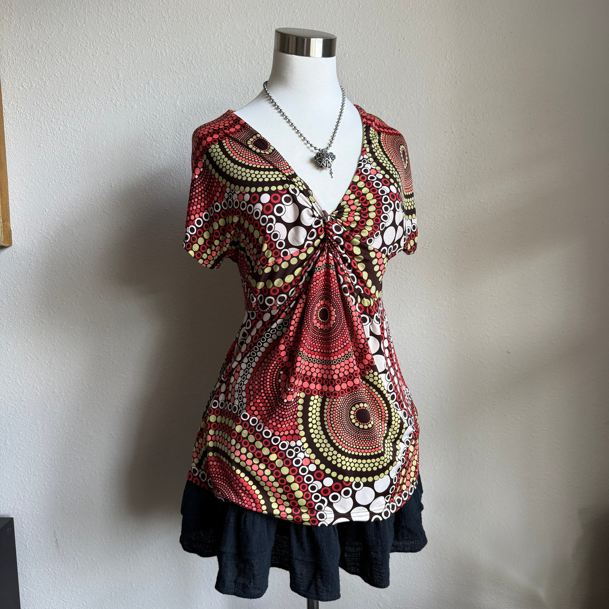 Zoey Beth circle patterned top