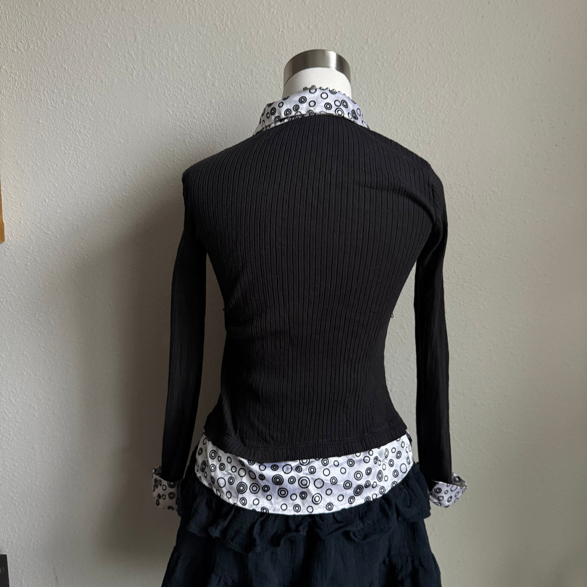 Bella’s office siren top