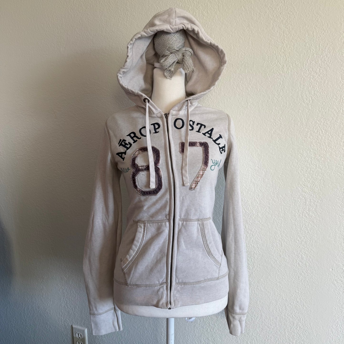 Aeropostale zip up hoodie