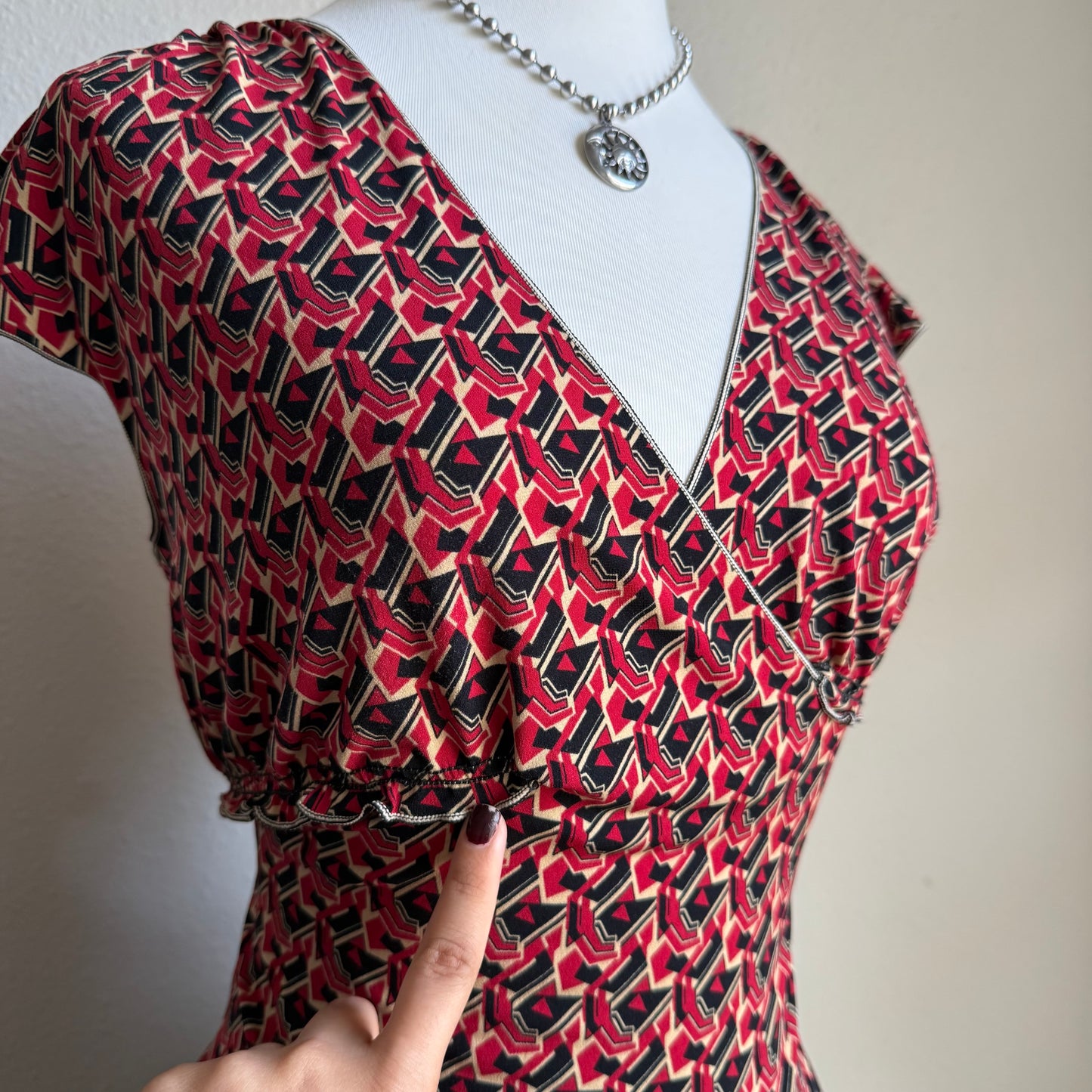 Red patterned picnic top