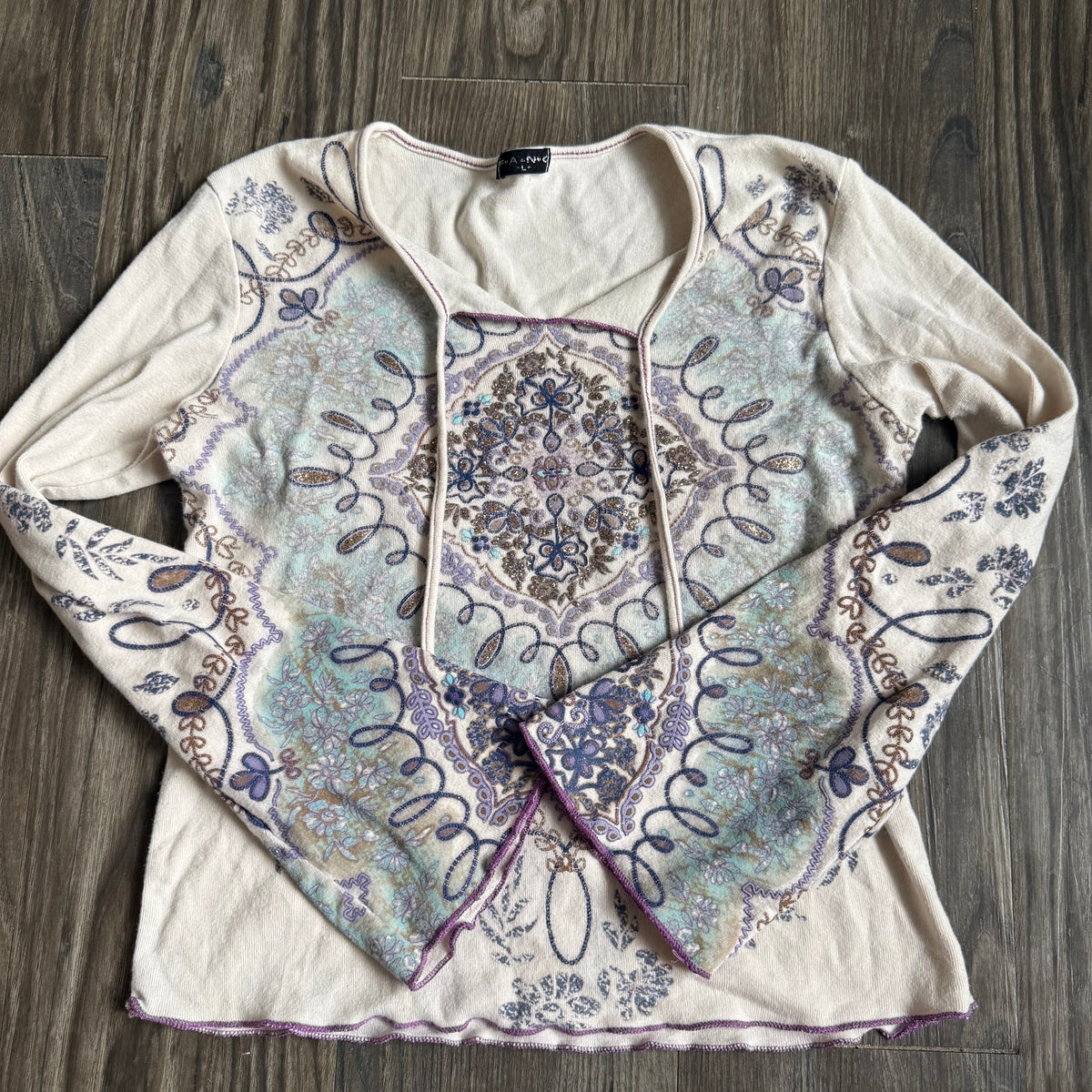 FANG whimsical longsleeve top