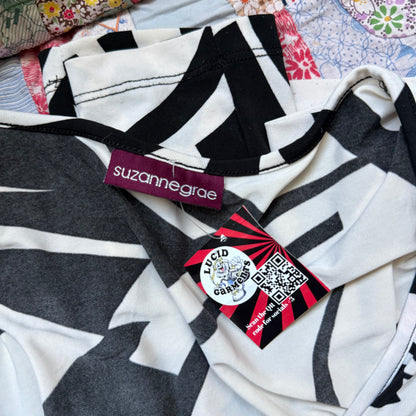 Suzanne’s patterned long sleeve top
