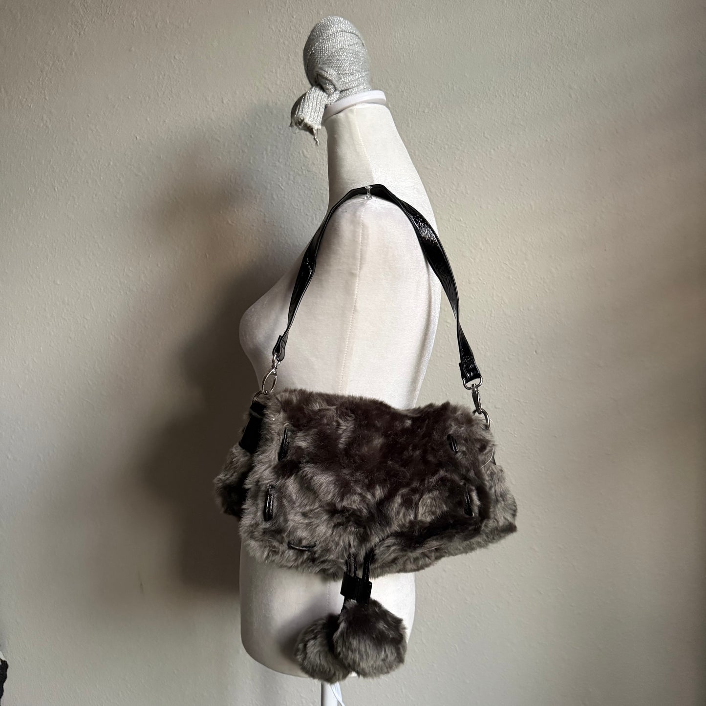 Faux Fur shoulder bag