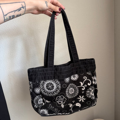 Zoe’s whimsical swirl bag