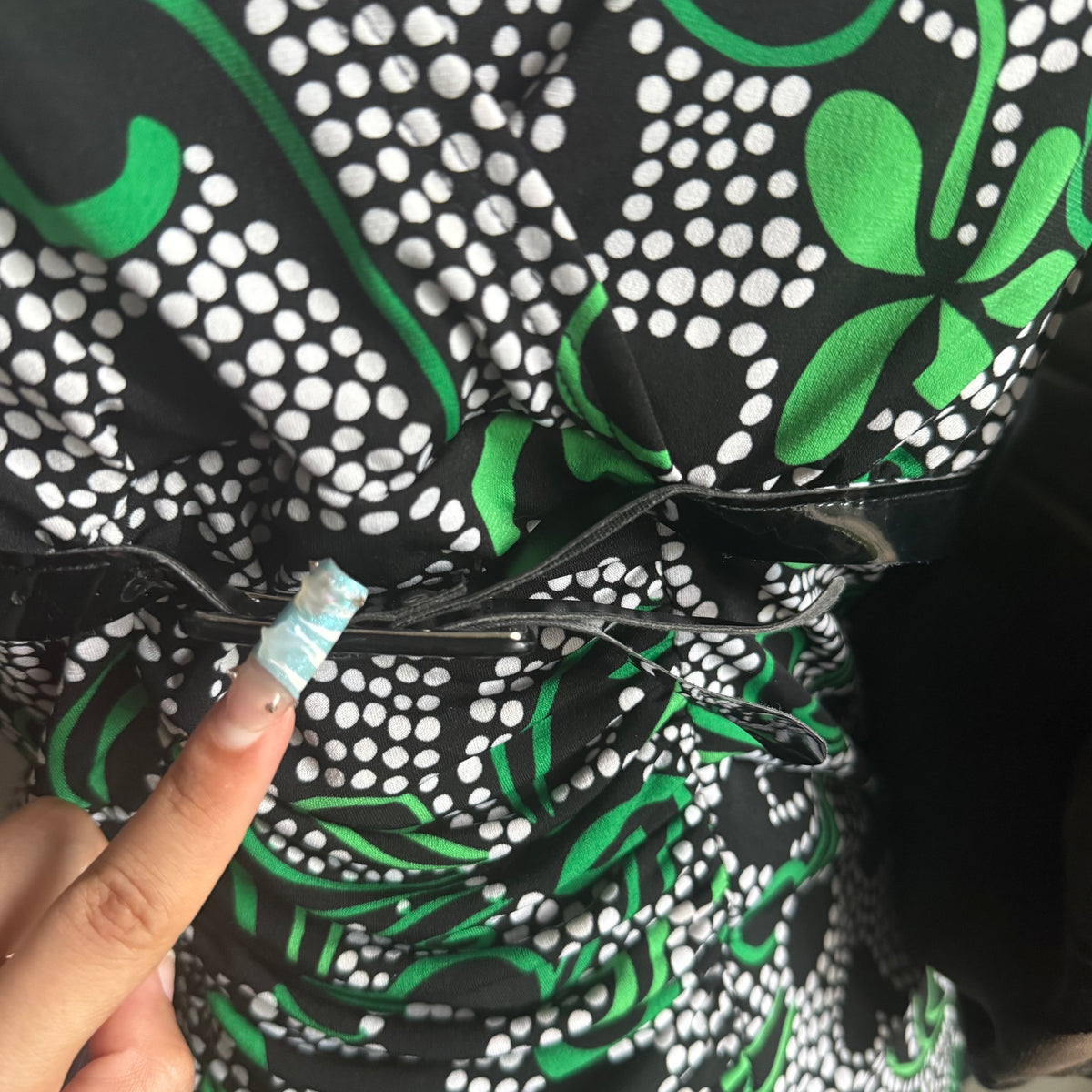 Eve’s flower patterned office top