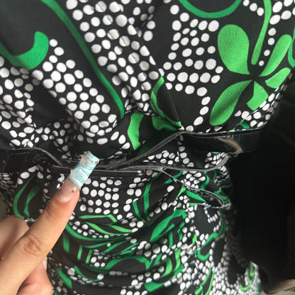 Eve’s flower patterned office top