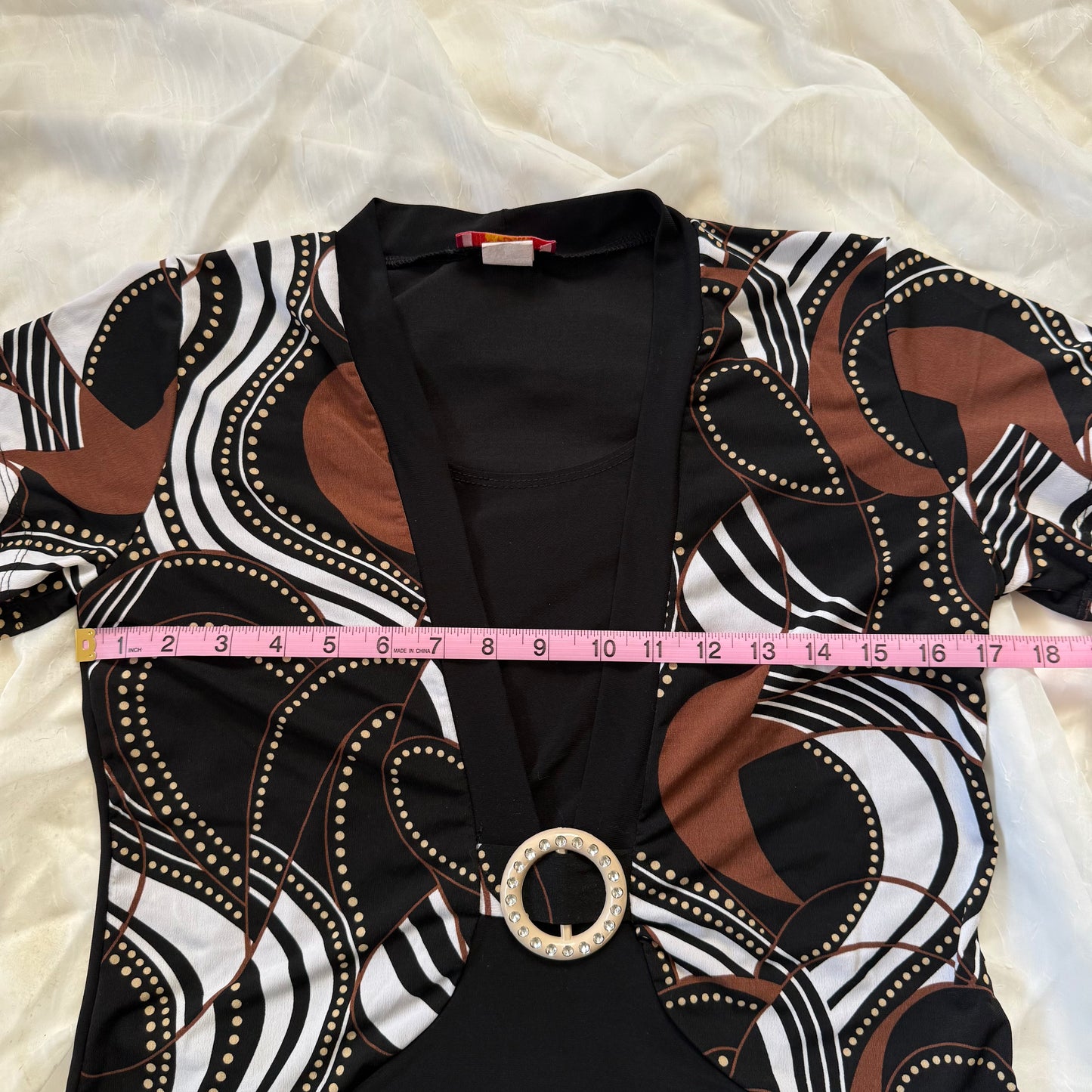 Retro patterned y2k top