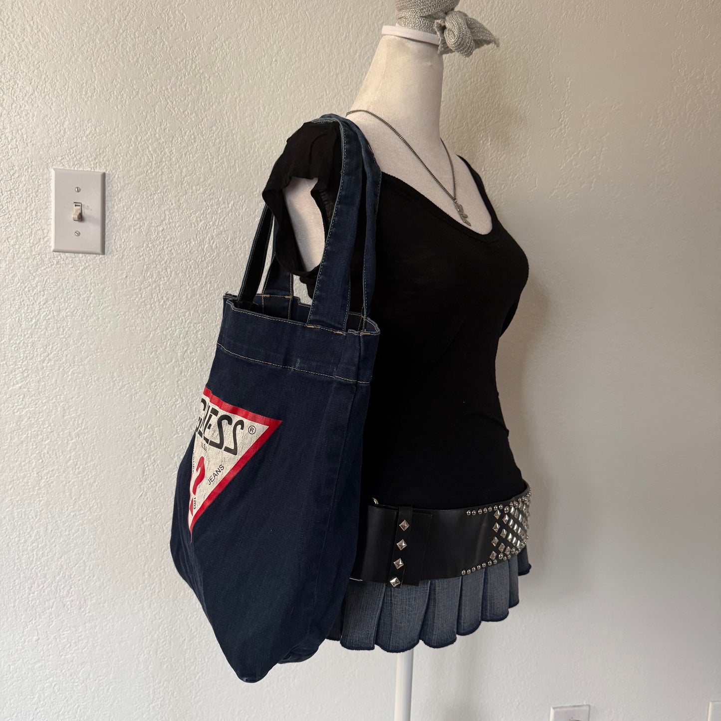 Guess tote bag