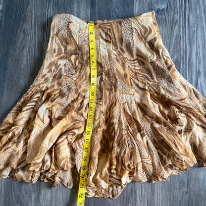 Chloe’s brown flowy skirt