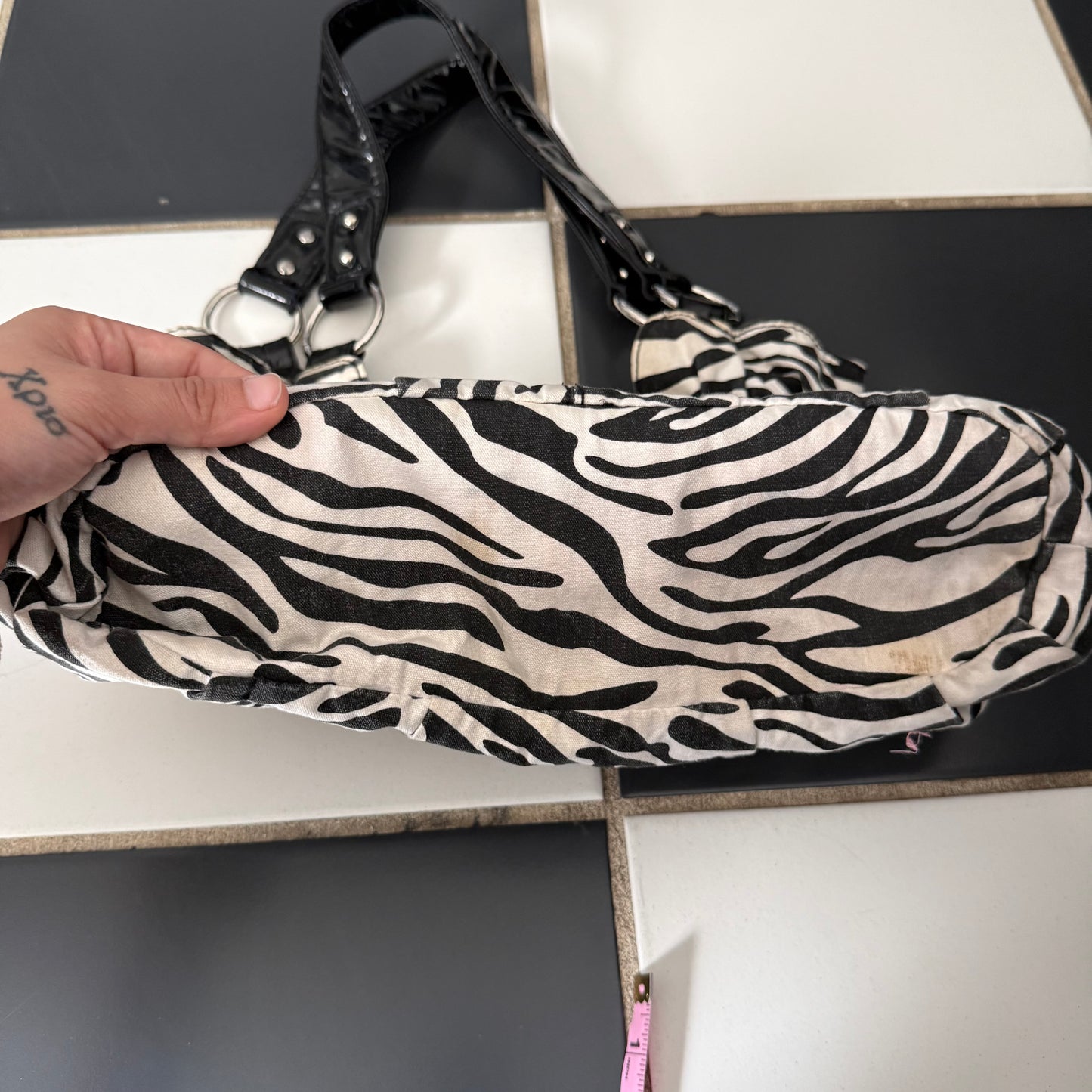 Zebra shoulder bag