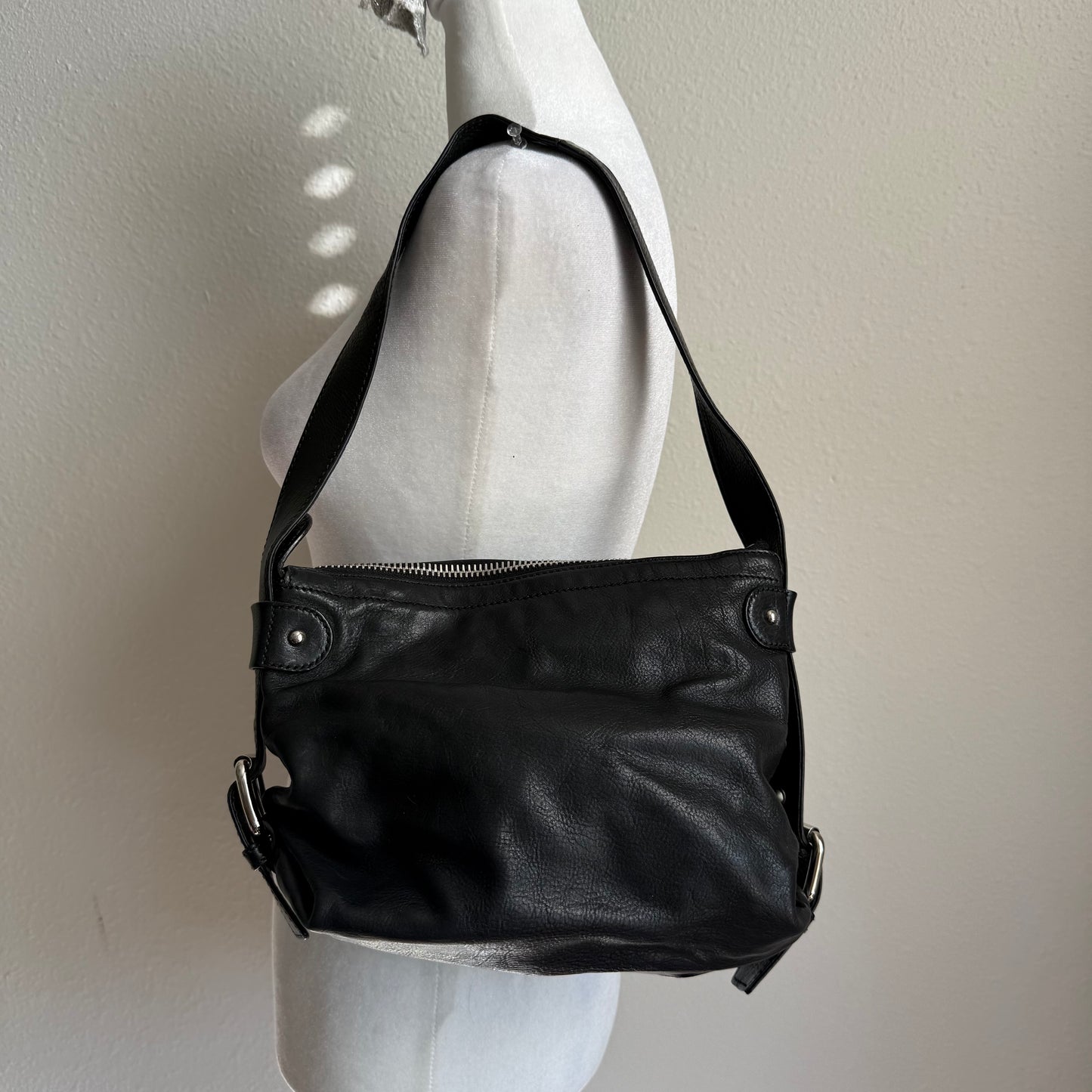 Marc Jacobs black leather shoulder bag