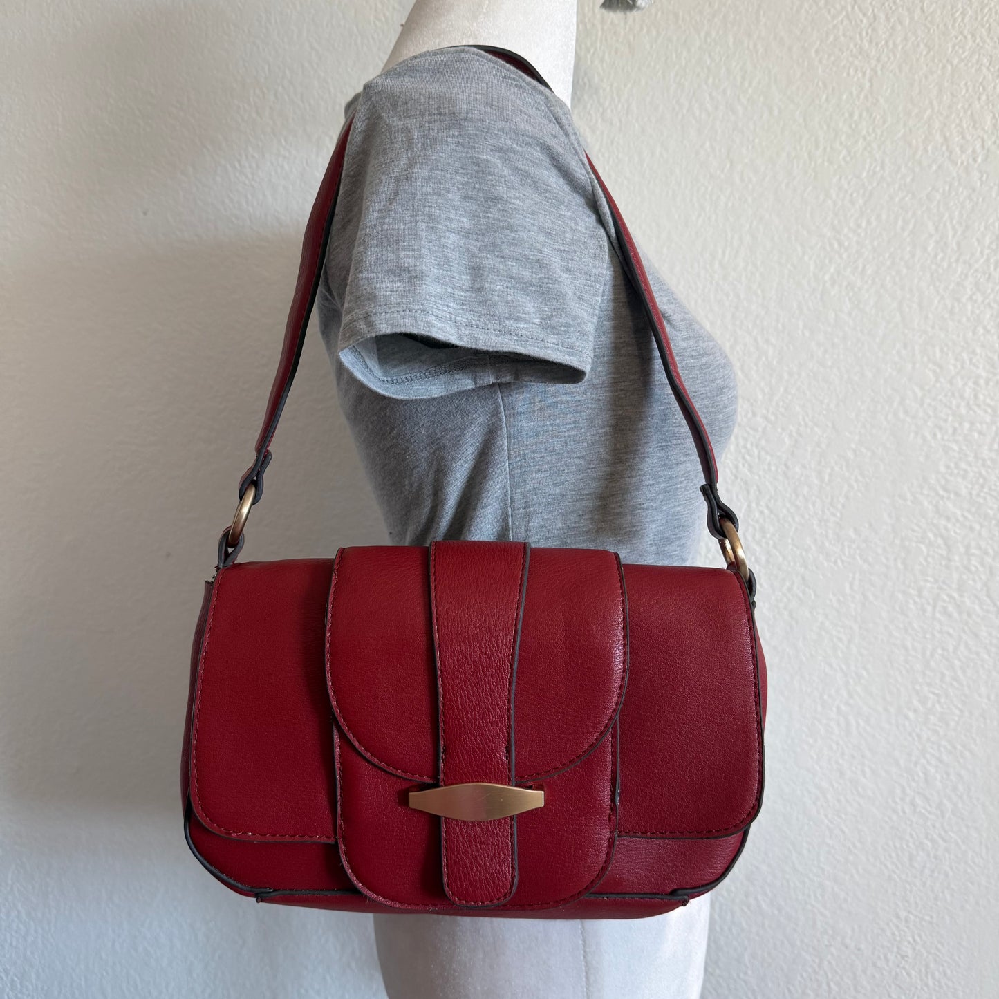 Red shoulder bag