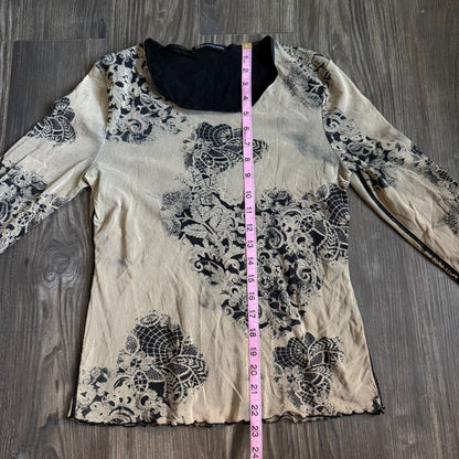 Patterned European mesh top