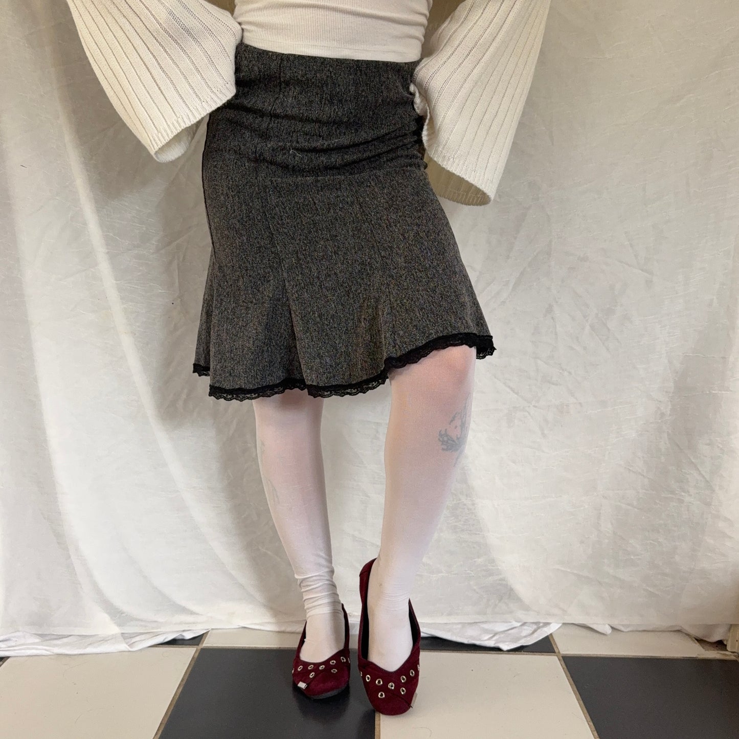 Office siren midi skirt