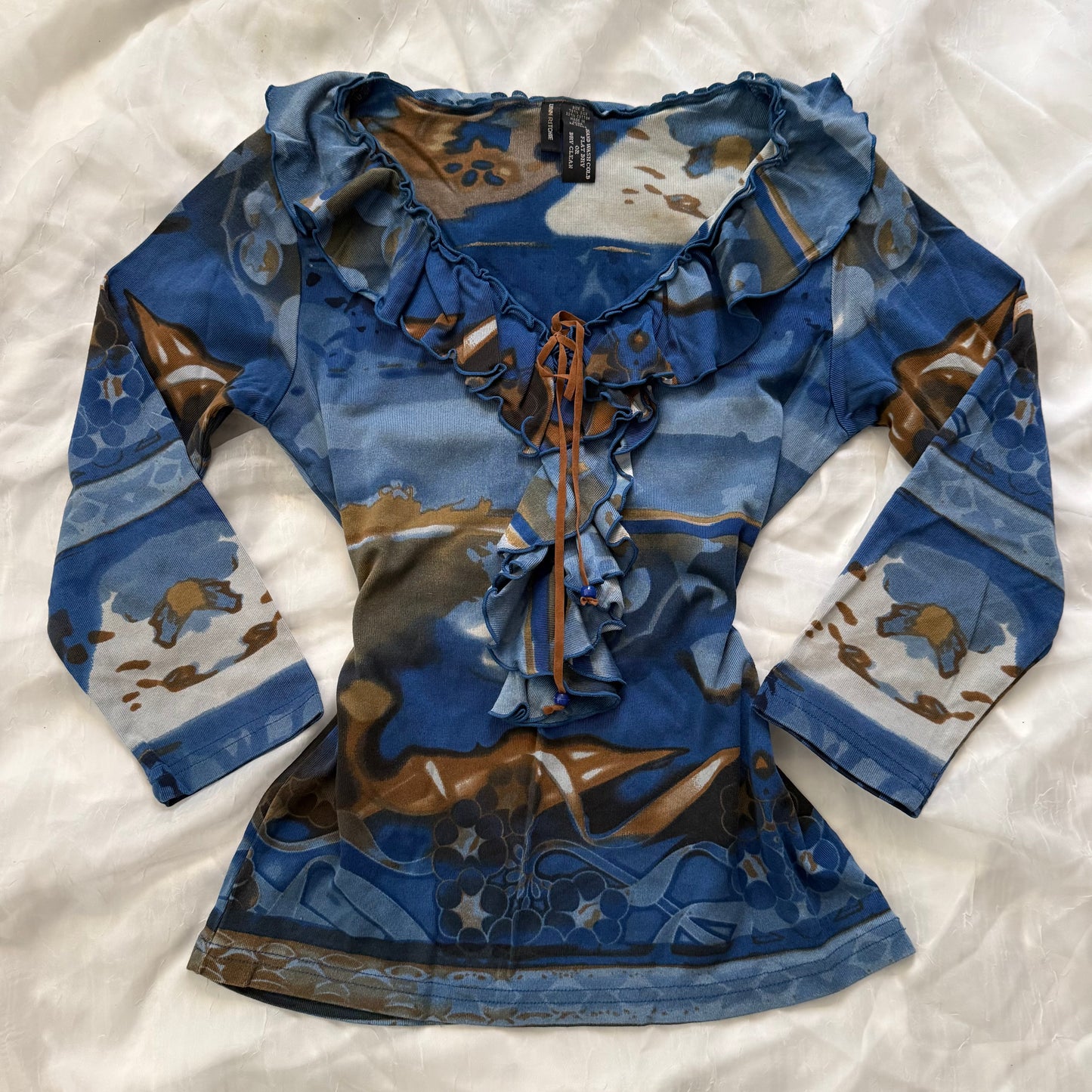 ruffle euro print sleeved top