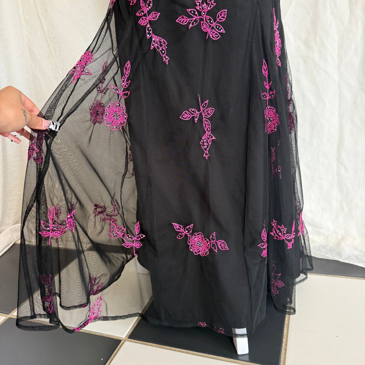 2000s Cache pink prom beaded gown