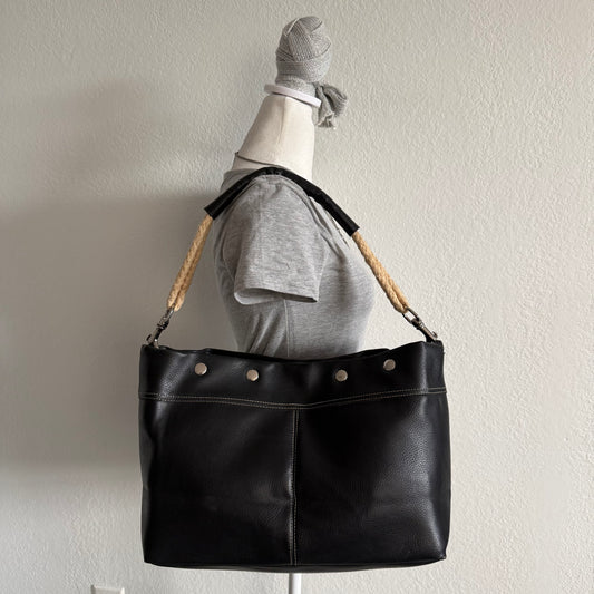 The Carly leather shoulder bag