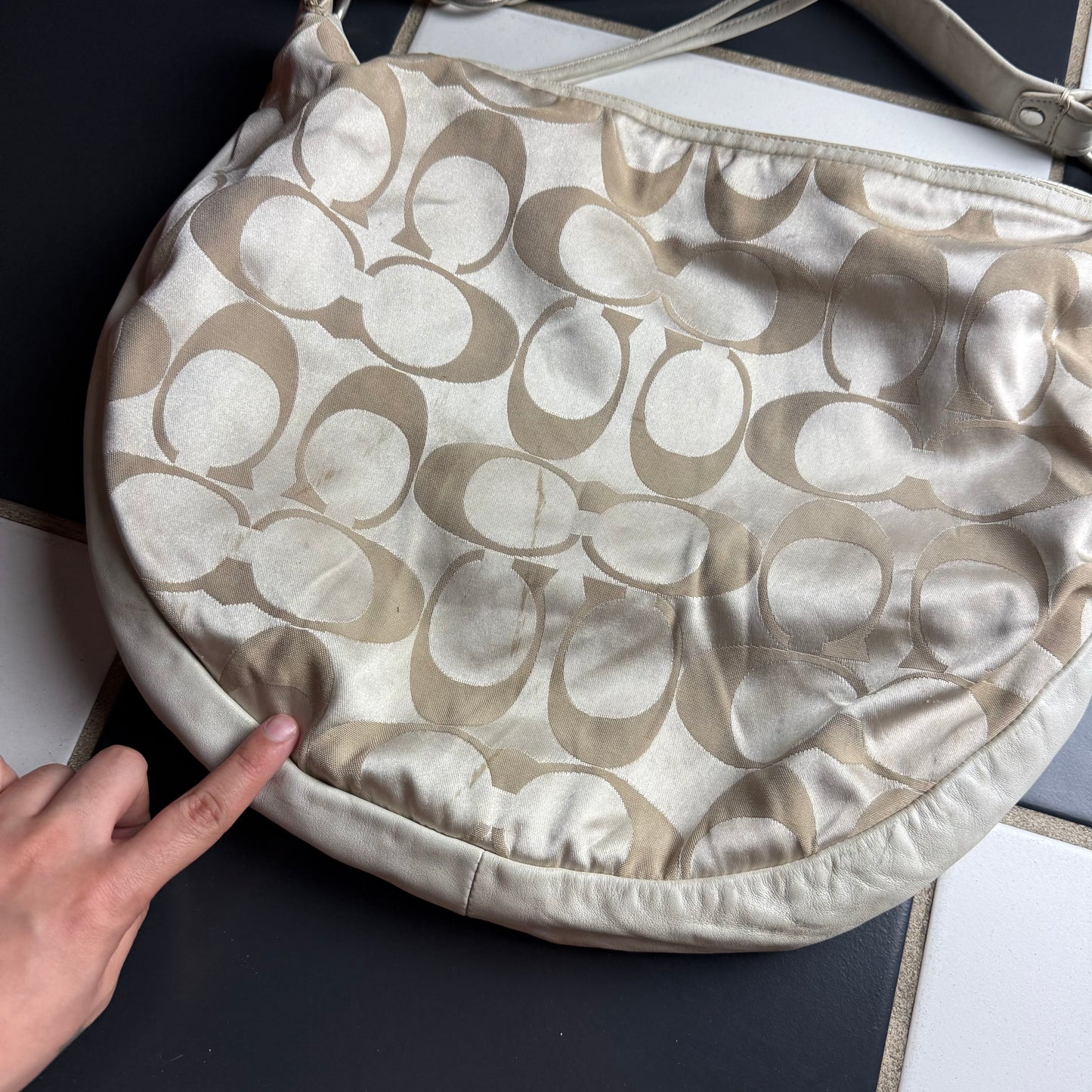 Coach signature hobo shoulder bag
