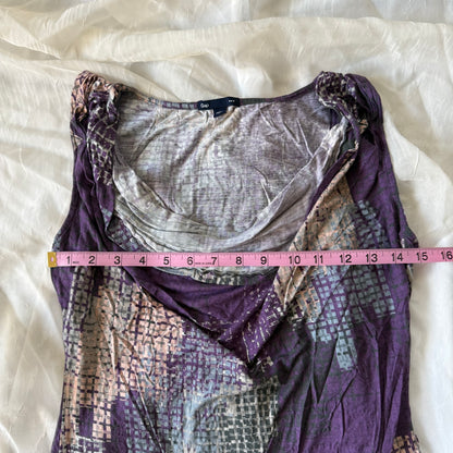 Gap retro top