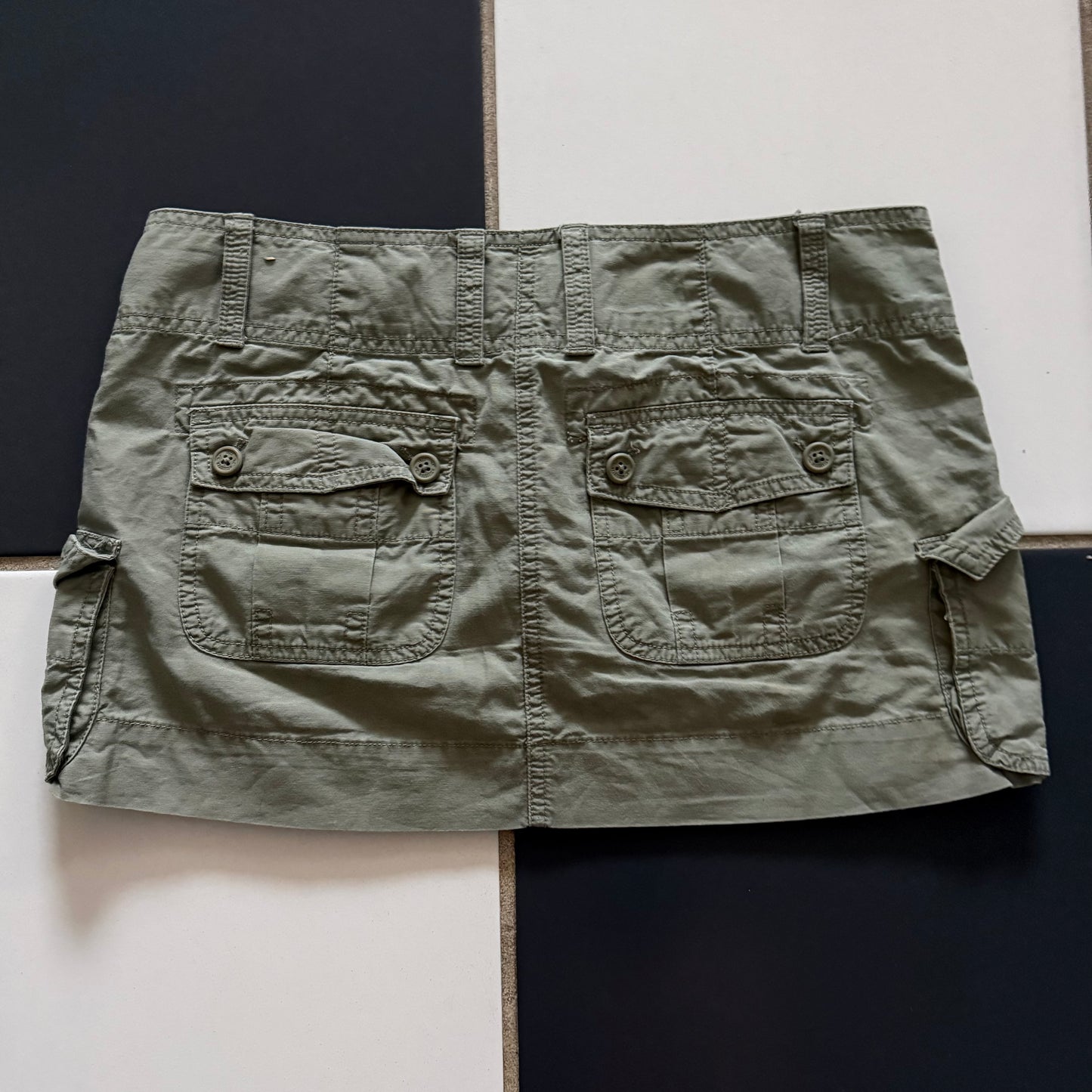 Hollister cargo mini skirt