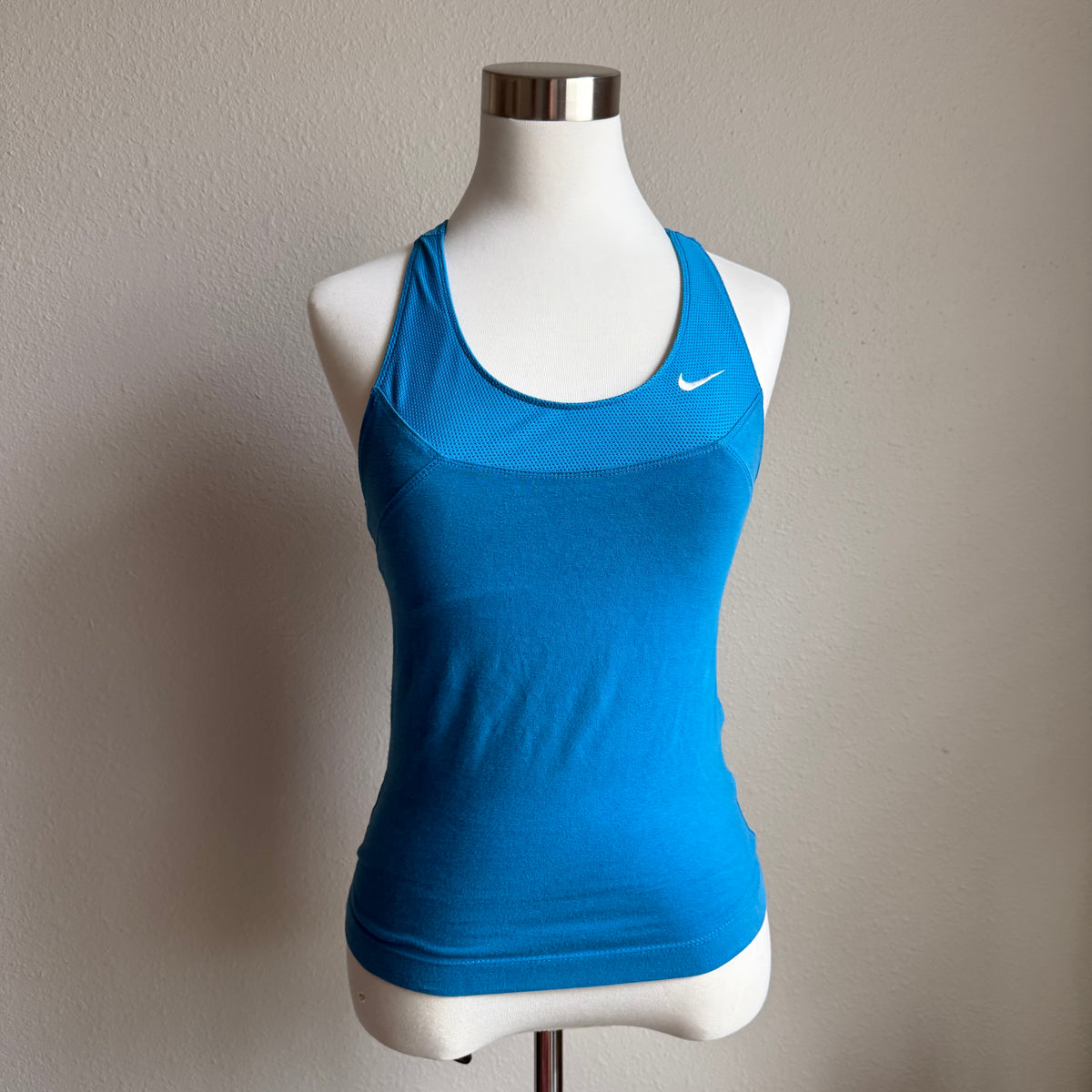 2000s Nike active tank