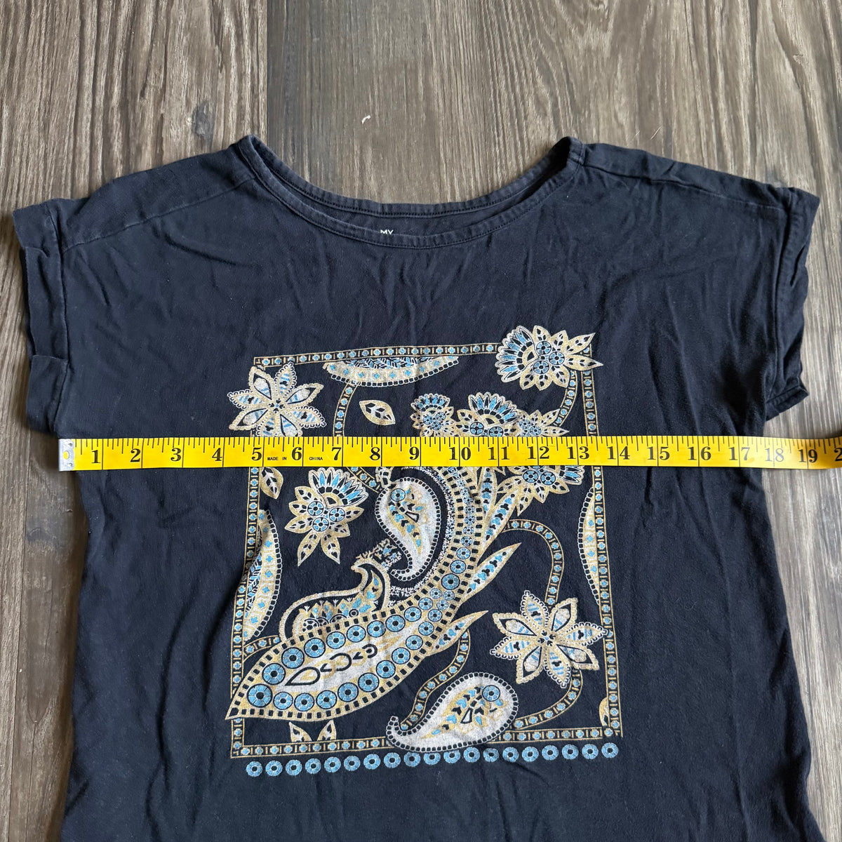Paisley basic tee