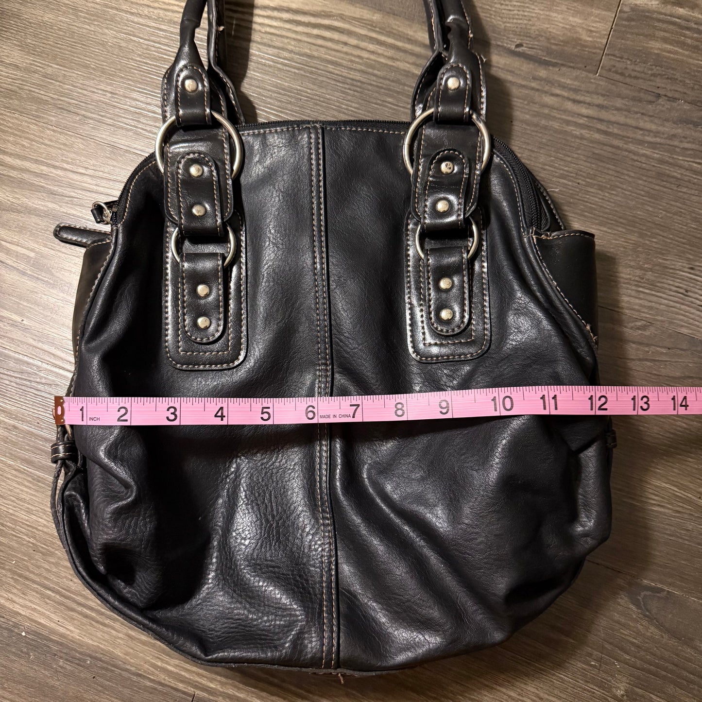 Mondani black shoulder bag