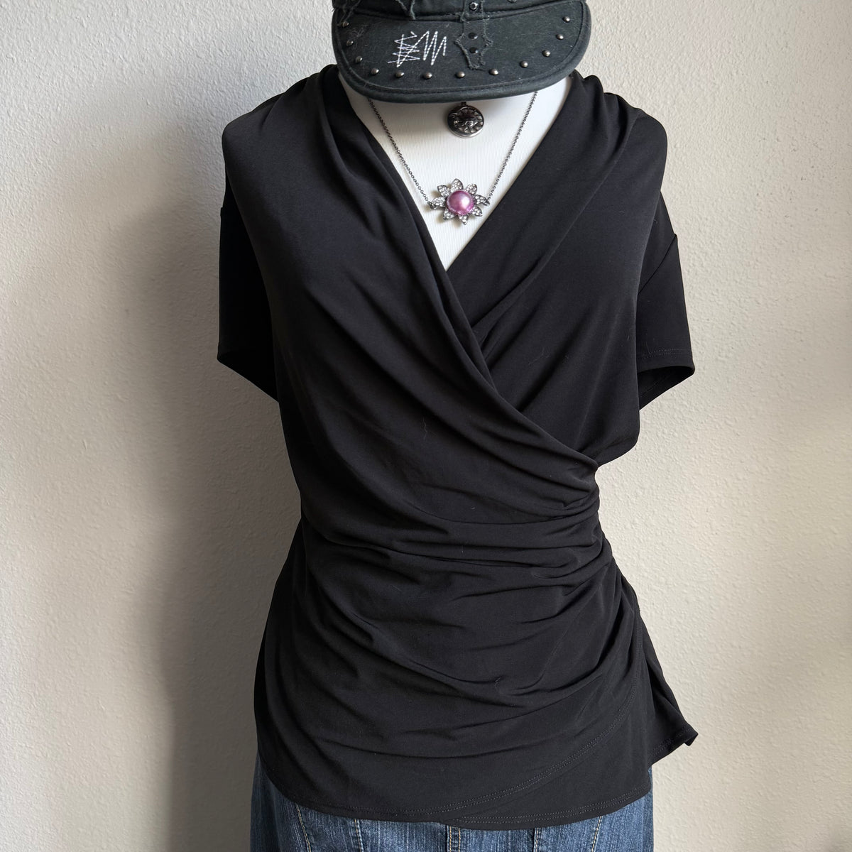 Melissa’s everyday black top
