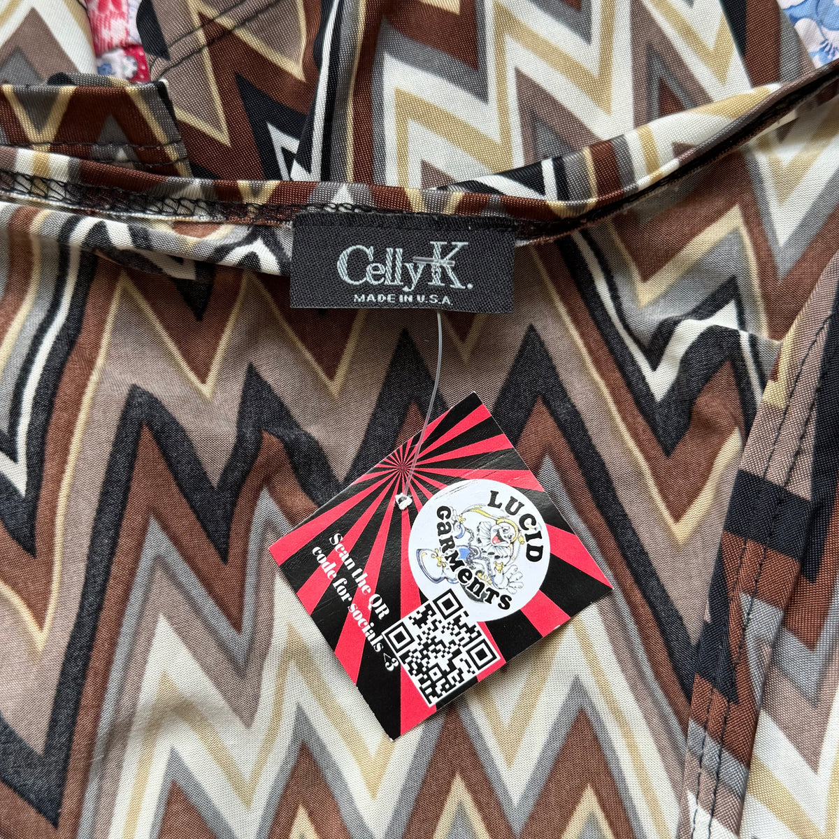 Kelly’s abstract printed top