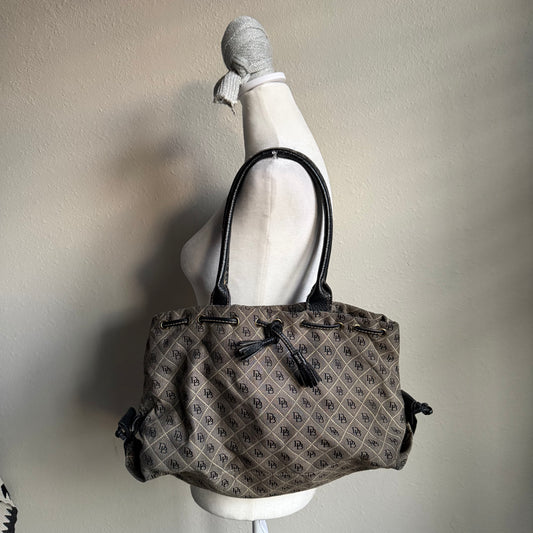 Dooney & Bourke shoulder bag