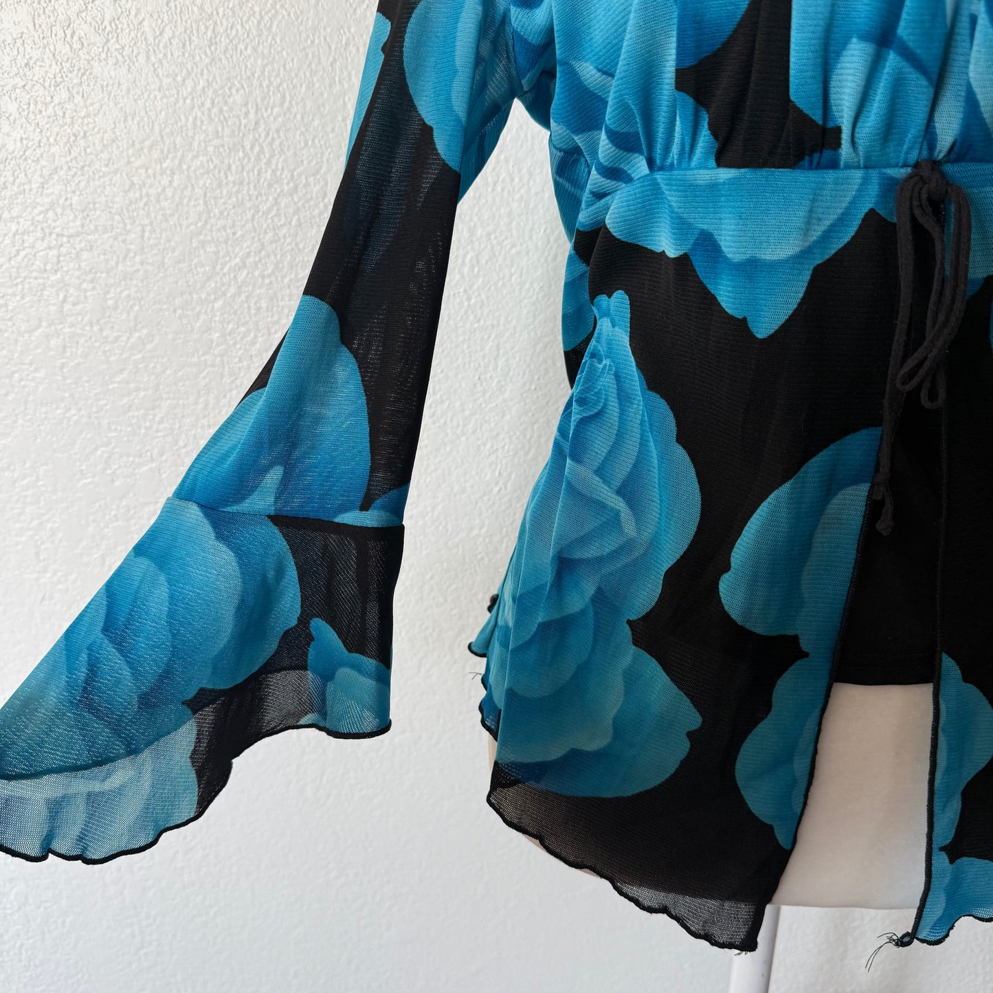 Flower fairy sleeve top