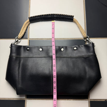 The Carly leather shoulder bag