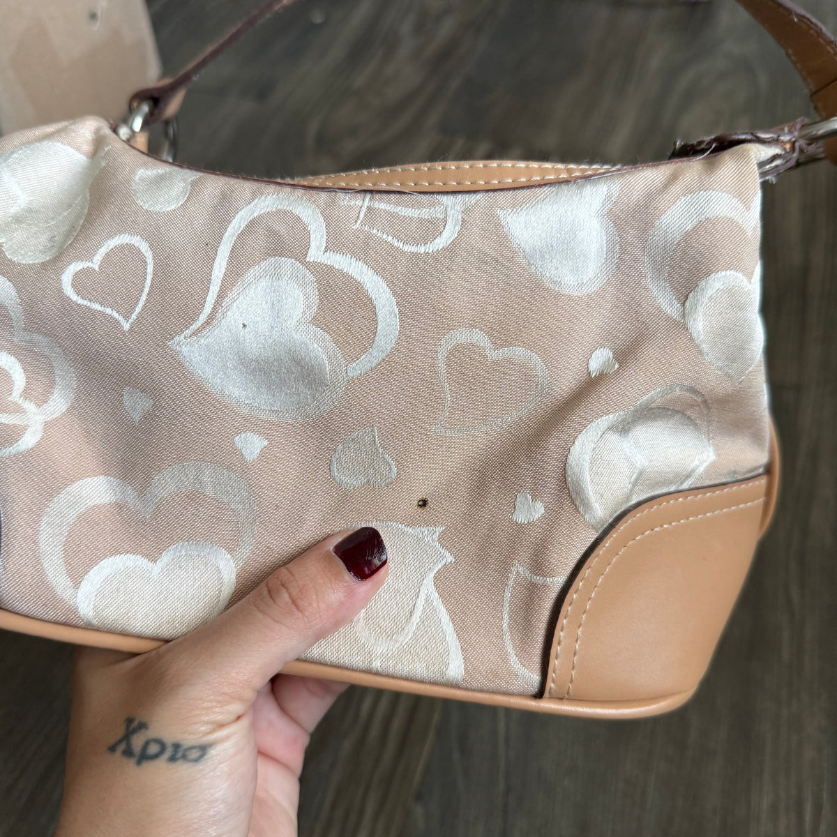 XOXO heart shoulder bag