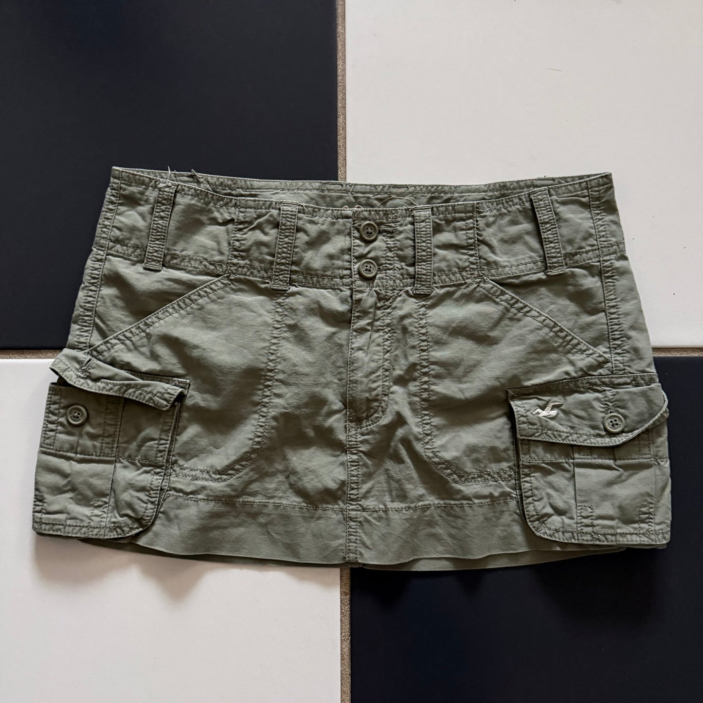 Hollister cargo mini skirt