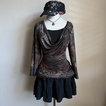 Tuscan grunge sleeved top