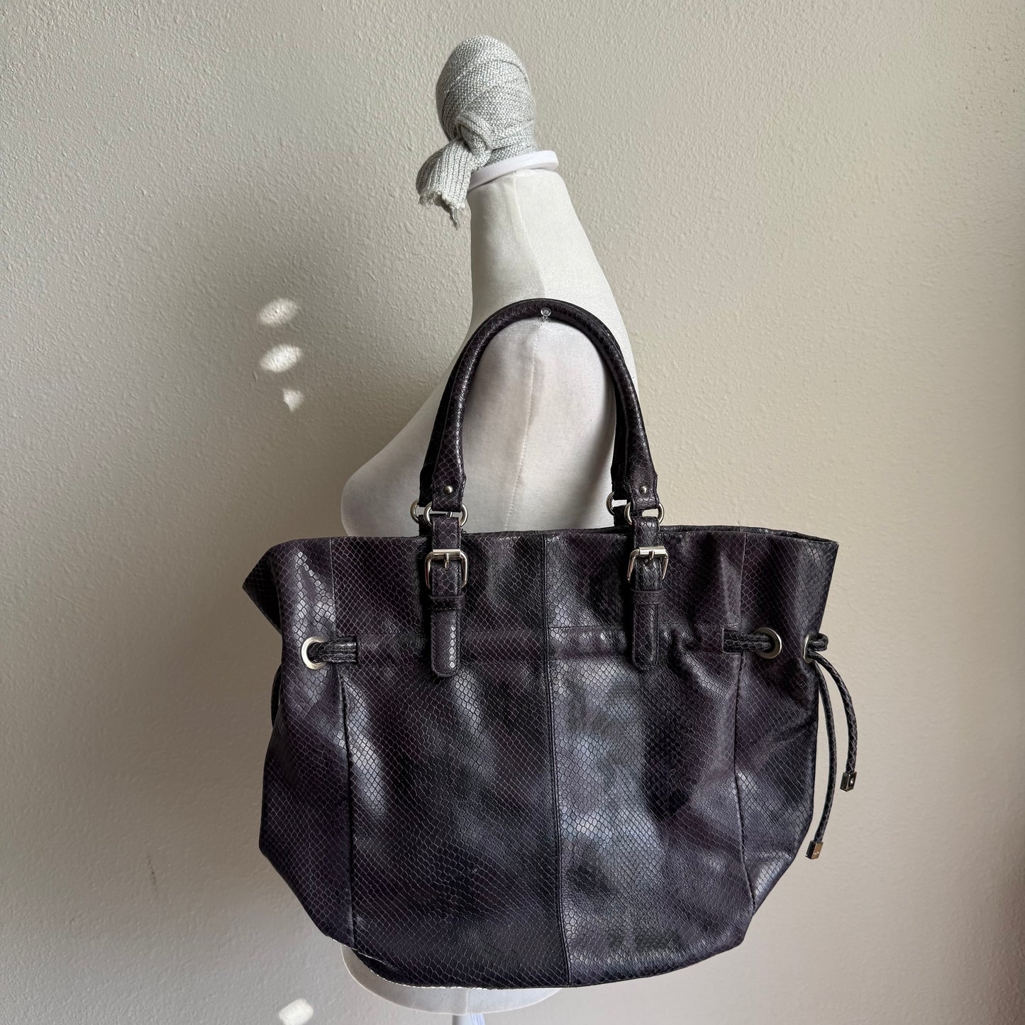 Faux Snakeskin purple shoulder bag