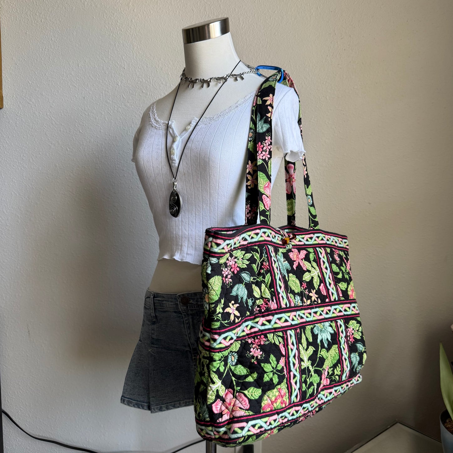 Vera Bradley botanical tote bag