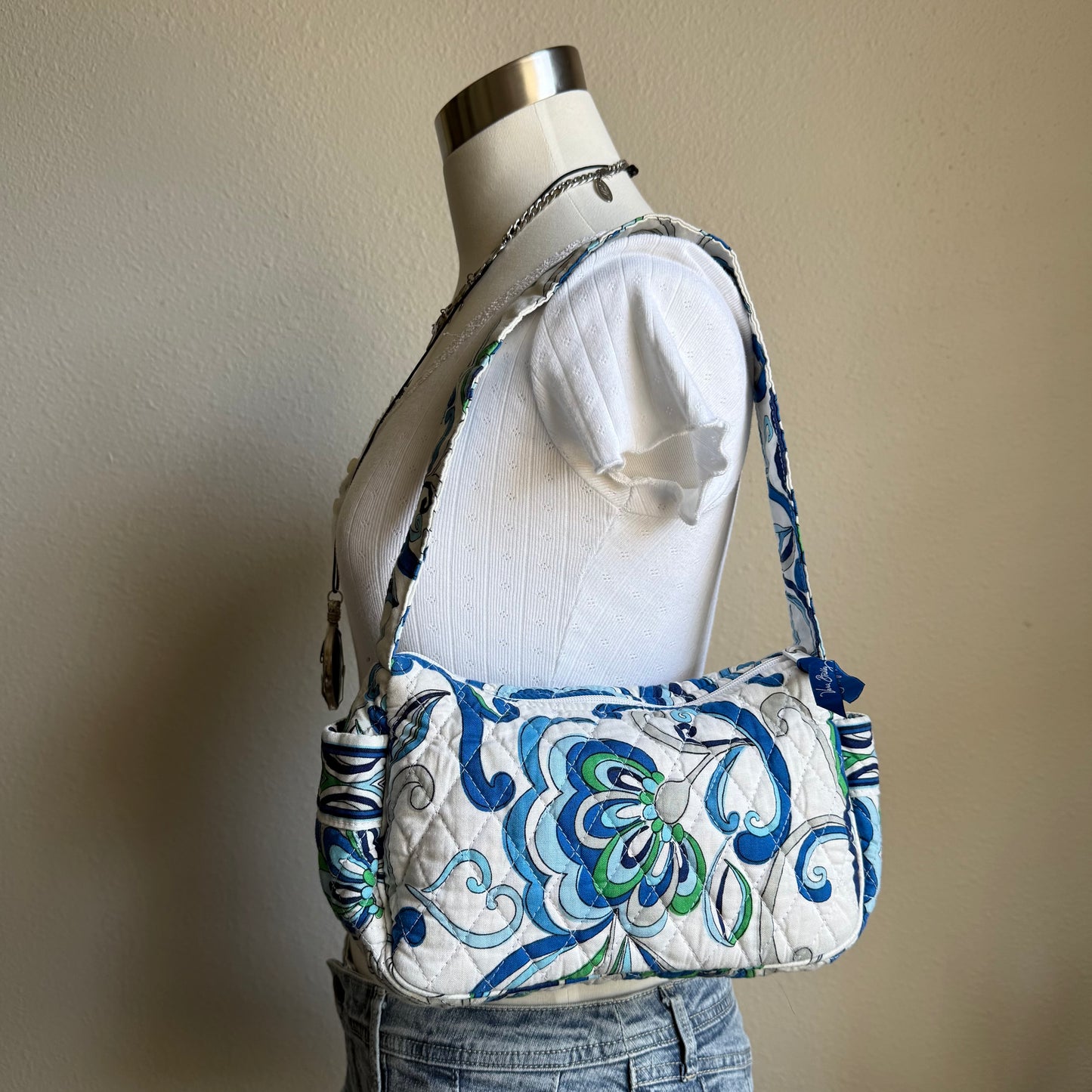 Vera Bradley paisley shoulder bag