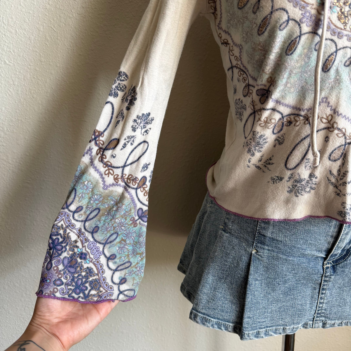 FANG whimsical longsleeve top