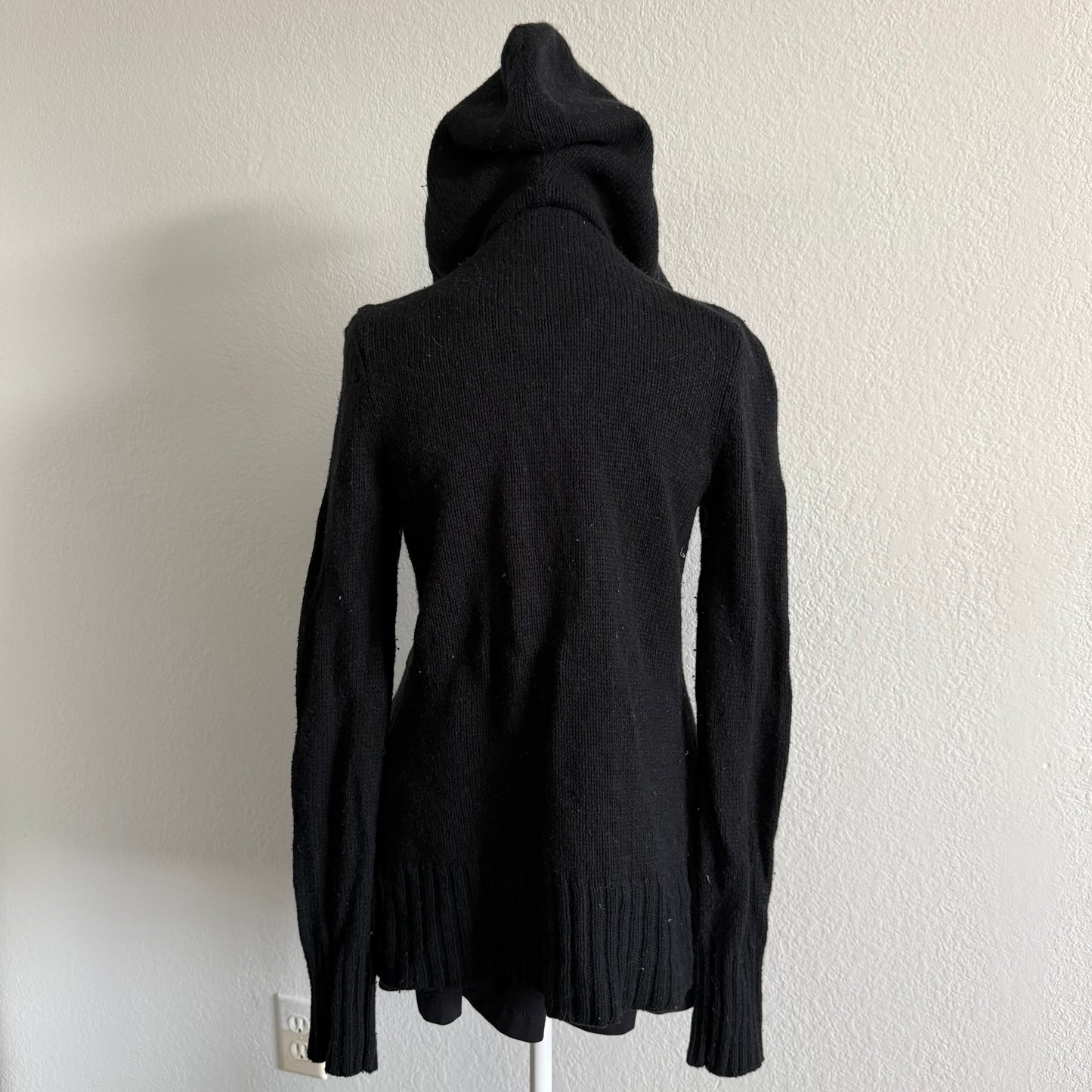 Black cable stitch fitted sweater