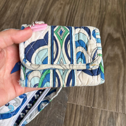 Vera Bradley paisley shoulder bag