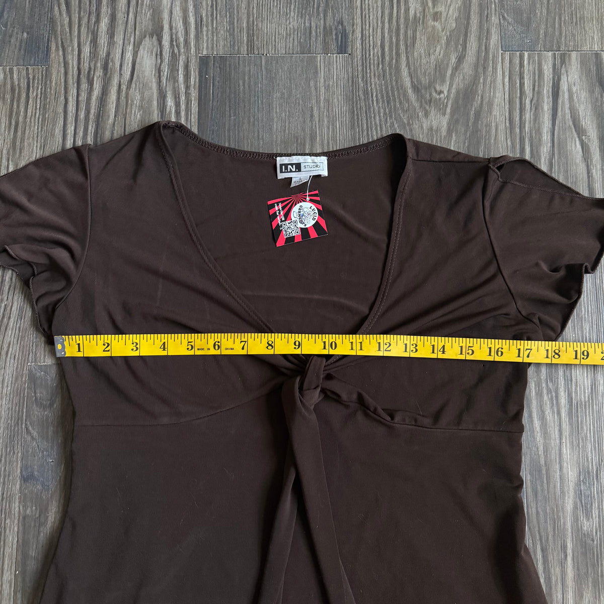Y2K Susan’s brown basic top