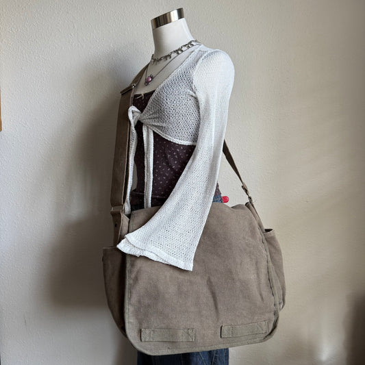 Grace’s messenger bag